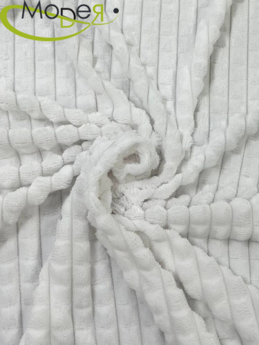 Плюш белый в клетку