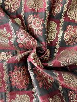 Жаккард бордовый квадраты